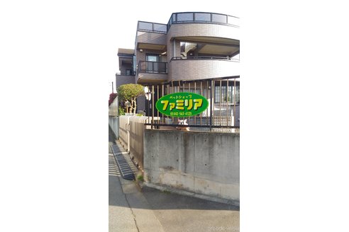 名越晴夫ブリーダーの詳細