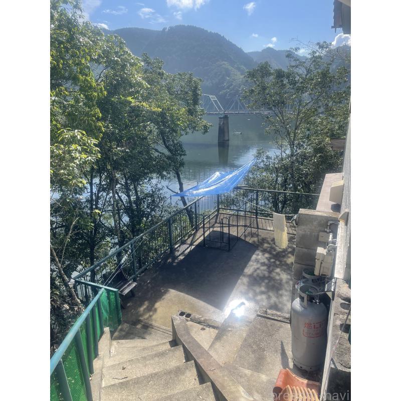 梁黄詠詩ブリーダーの詳細